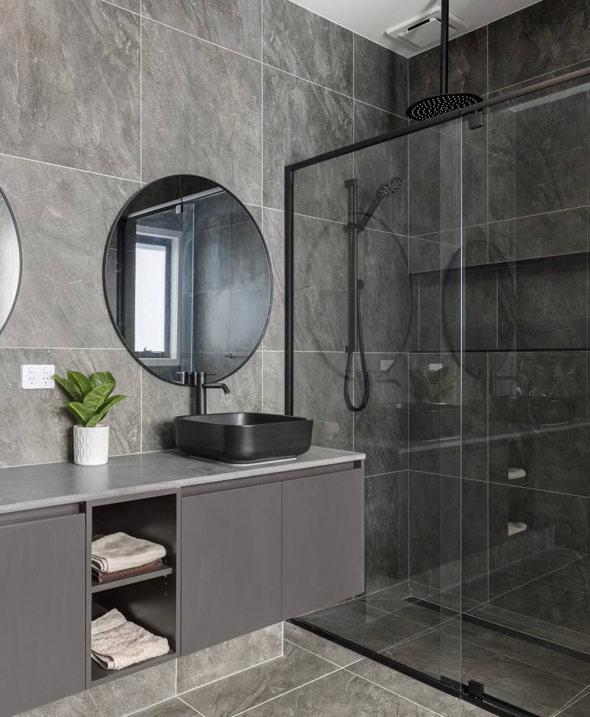 BELLA VISTA MOLO SHOWER RAIL