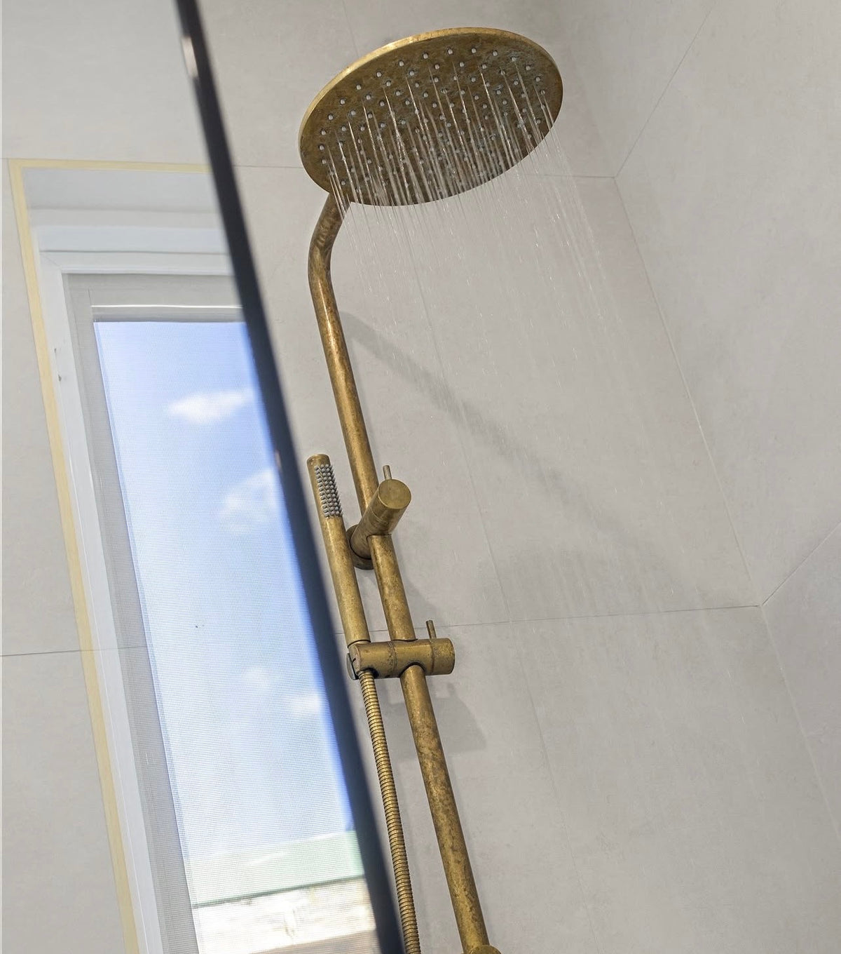 BELLA VISTA LVB MICA DUAL SHOWER RAIL