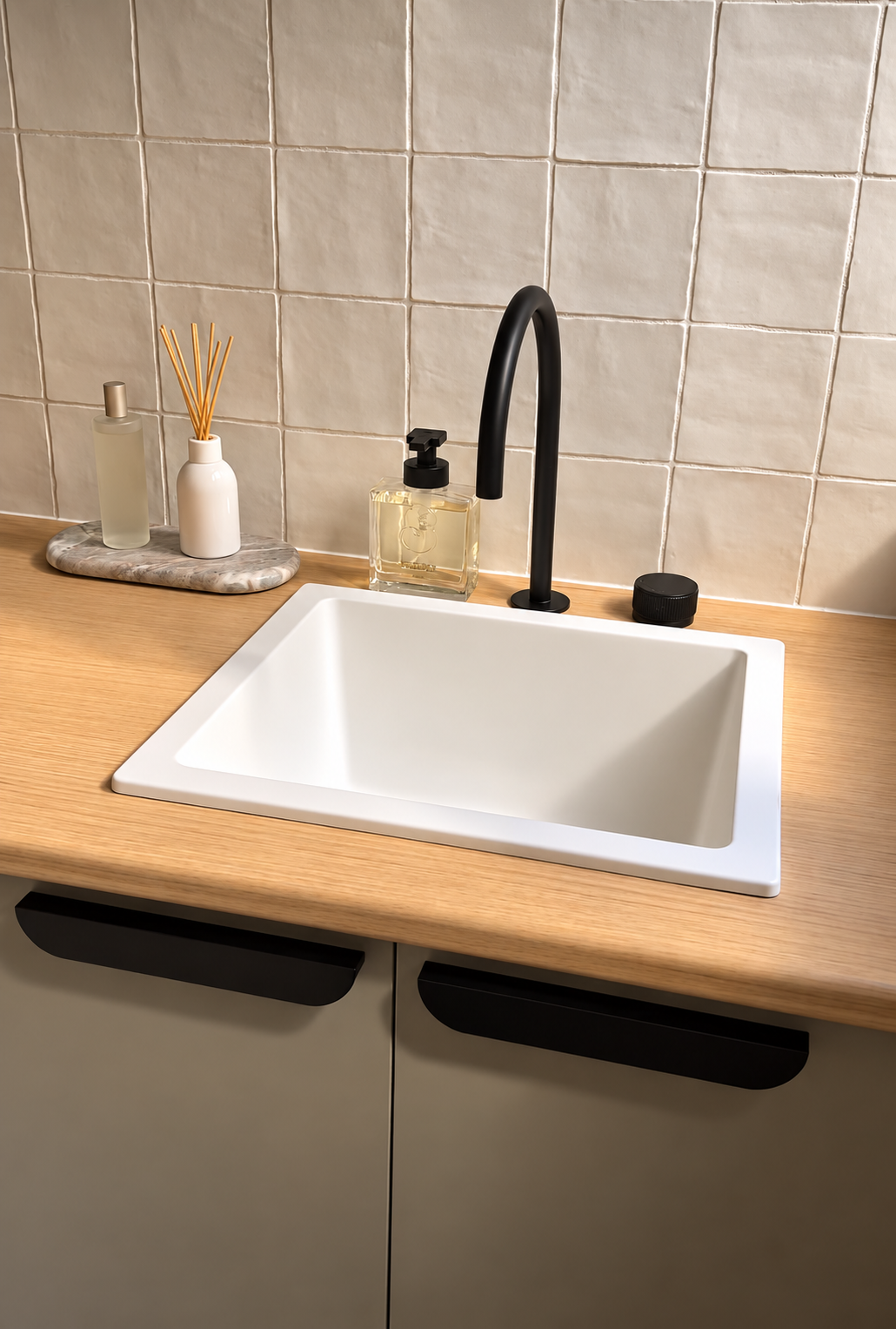 BELLA VISTA MICA FLUTED GOOSENECK HOB SINK/BASIN MIXER SET