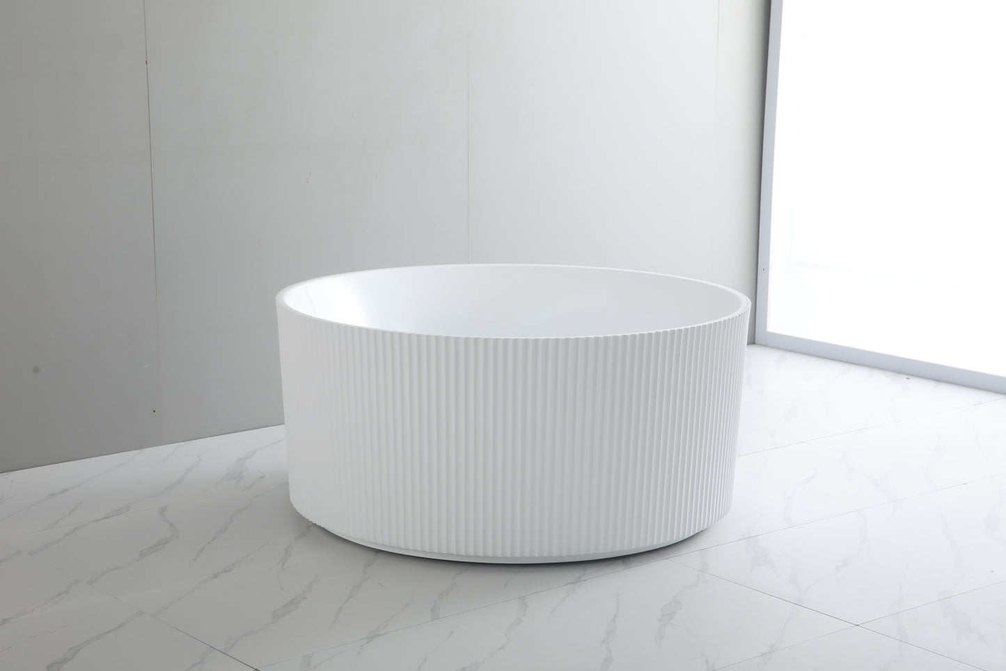 Freestanding Round Grooved Bathtub