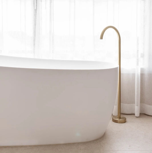 Floor-Mounted Bath Filler - Brushed Brass