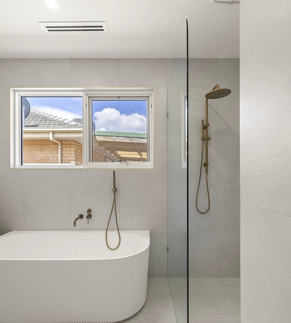 BELLA VISTA LVB MICA DUAL SHOWER RAIL
