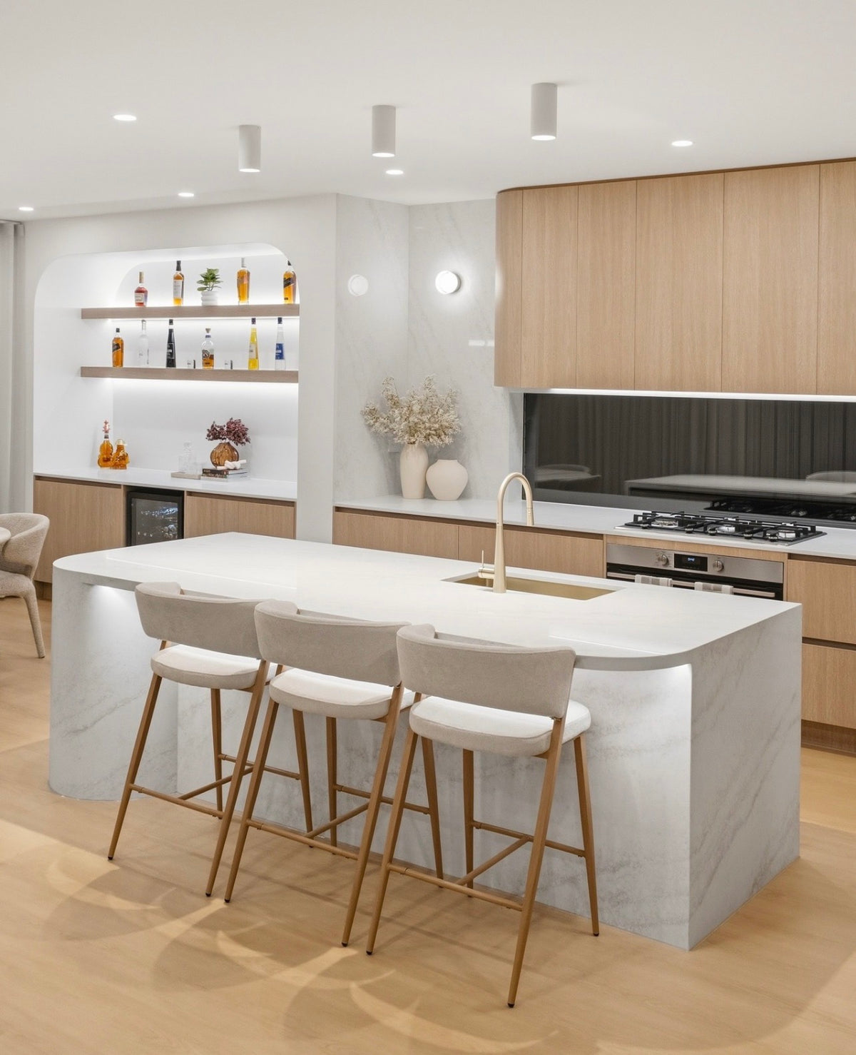 BELLA VISTA MICA PULL-OUT CONE SINK MIXER