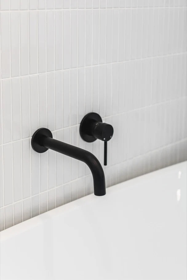 UNIVERSAL ROUND CURVED SPOUT