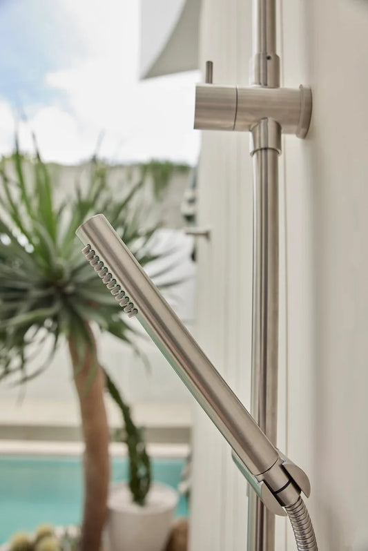 MEIR OUTDOOR ROUND HAND SHOWER ON SWIVEL BRACKET SS316