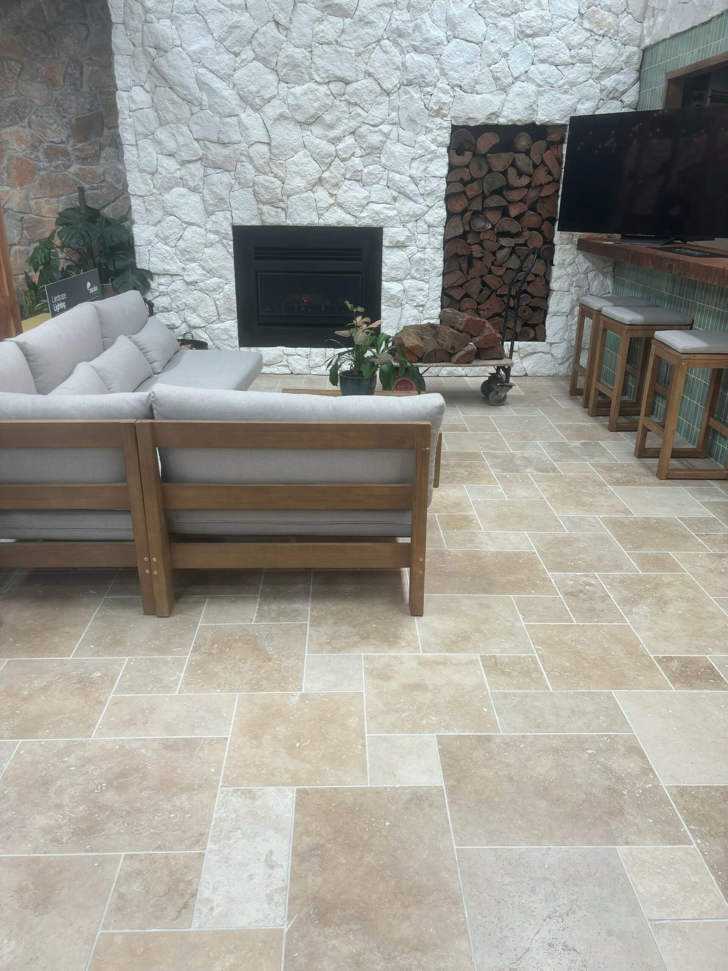 Premium Classic Travertine