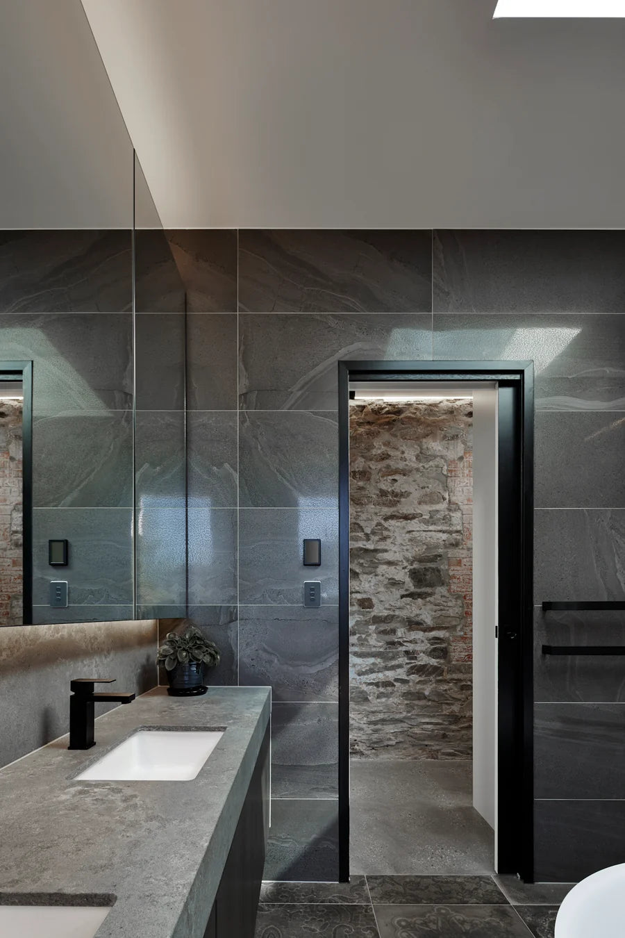 MEIR SQUARE ROBE HOOK