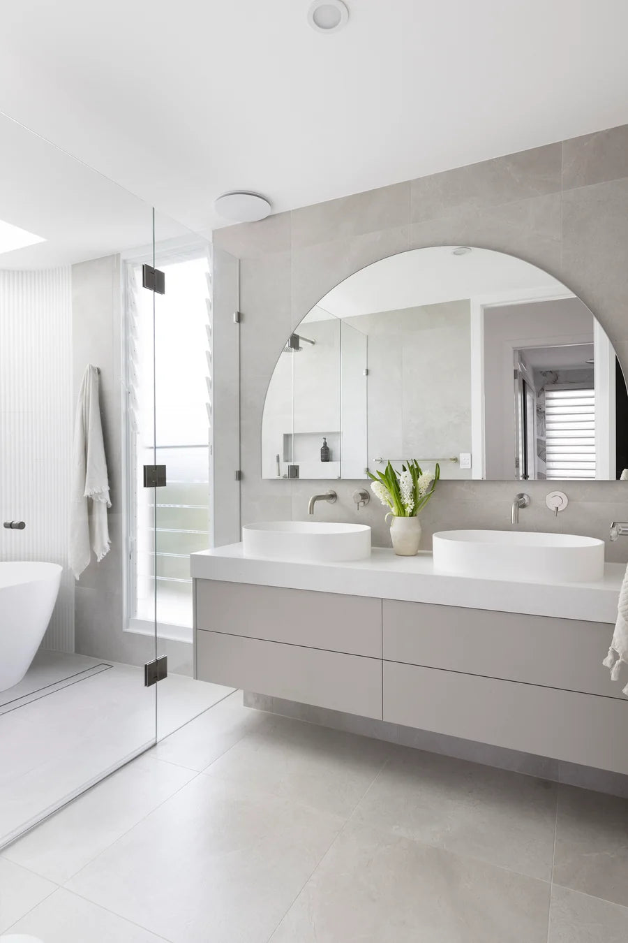 MEIR SHOWER DOOR ROUND HANDLE