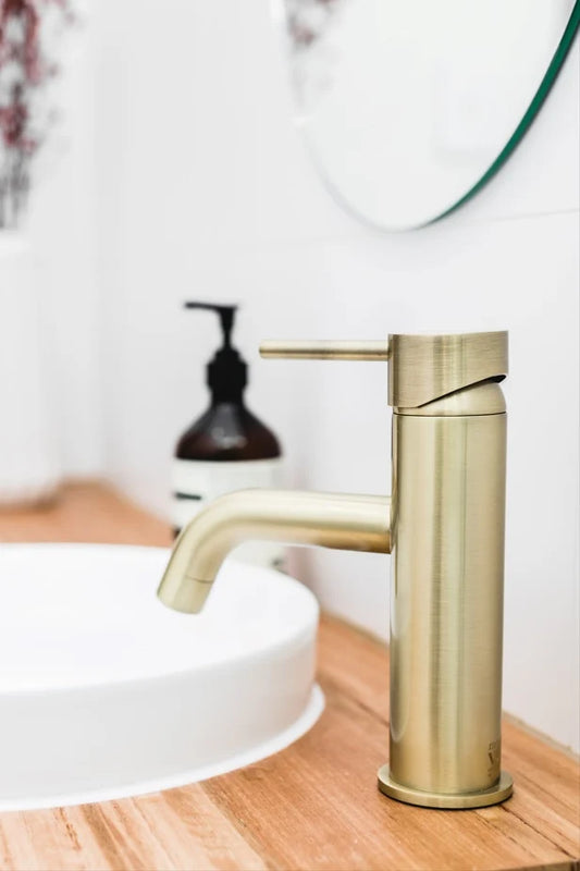 MEIR ROUND BASIN MIXER CURVED